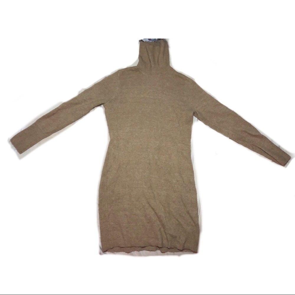 Rachel Zoe beige large sweater dress